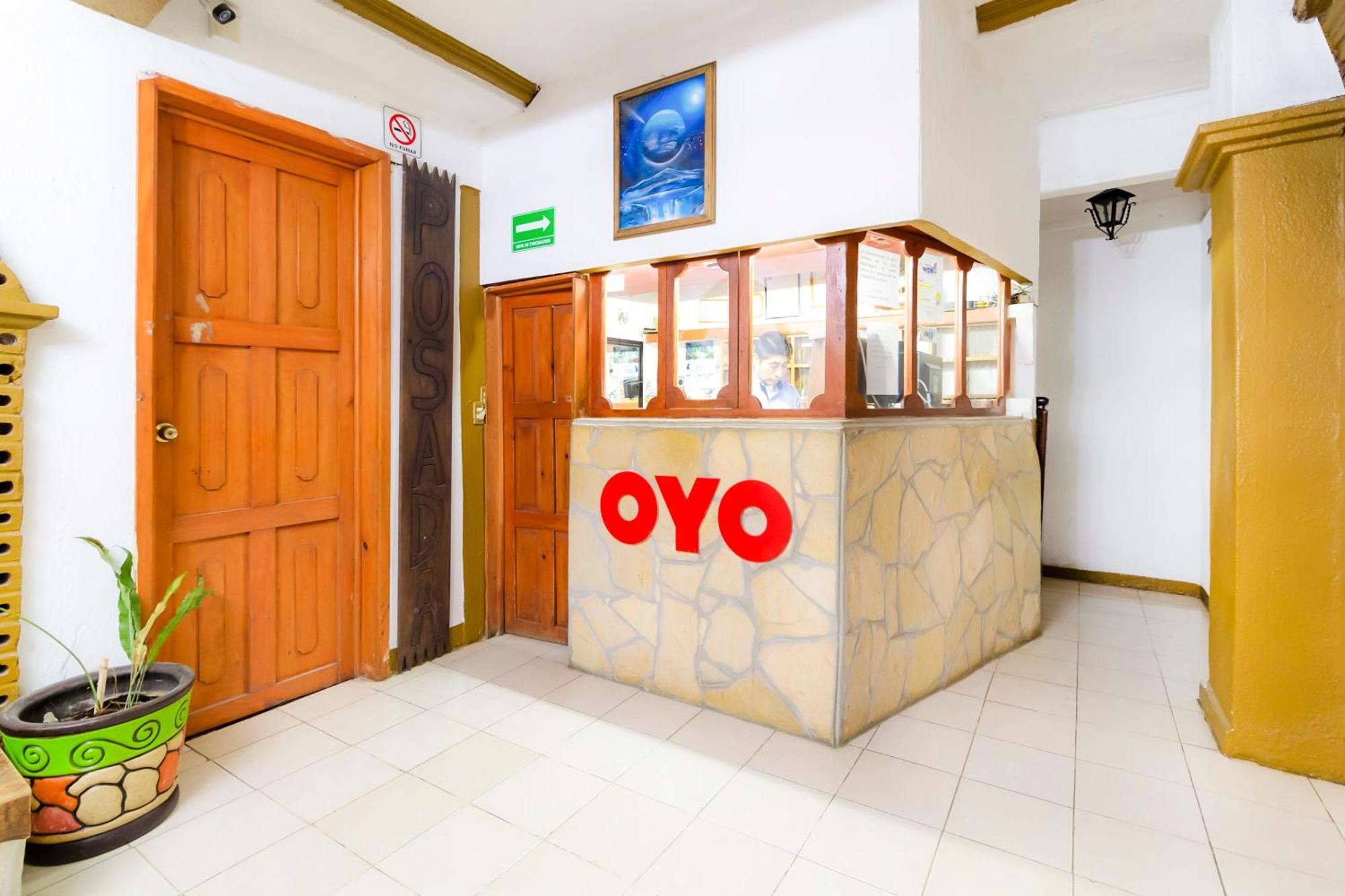 Oyo Hotel La Luna, Templo De Santo Domingo De Guzman San Cristóbal de Las Casas Exterior foto